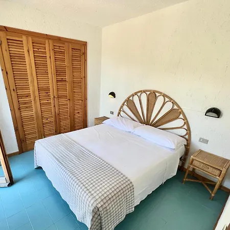 Apartahotel Isa - In Cugnana 3*