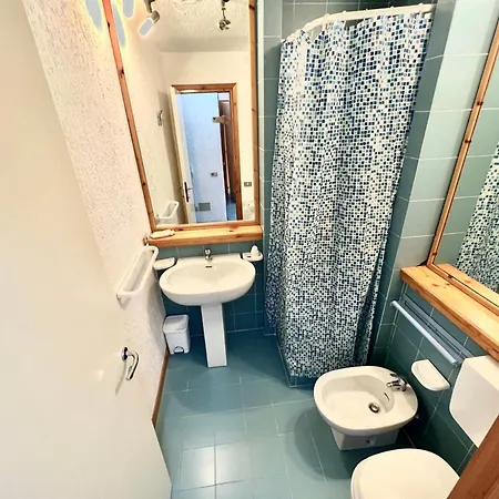 アパートホテル Isa - In Cugnana Cugnana Verde